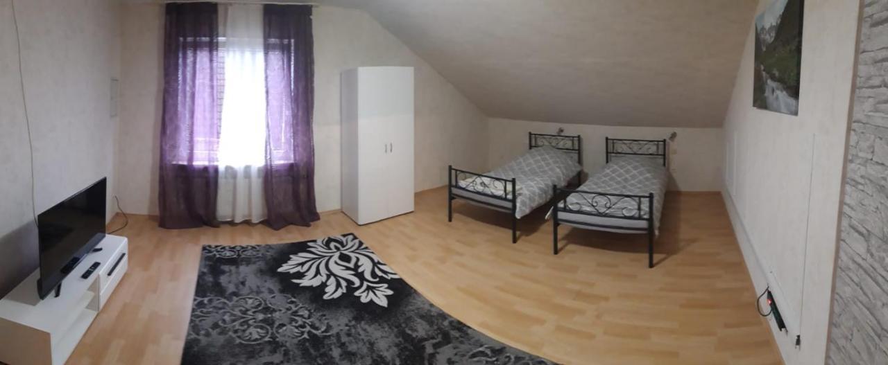 Ferienwohnung In 엘프슈타트 외부 사진